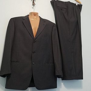 Joseph Abboud Suit Size 43 R with Pants 37X28 1/2